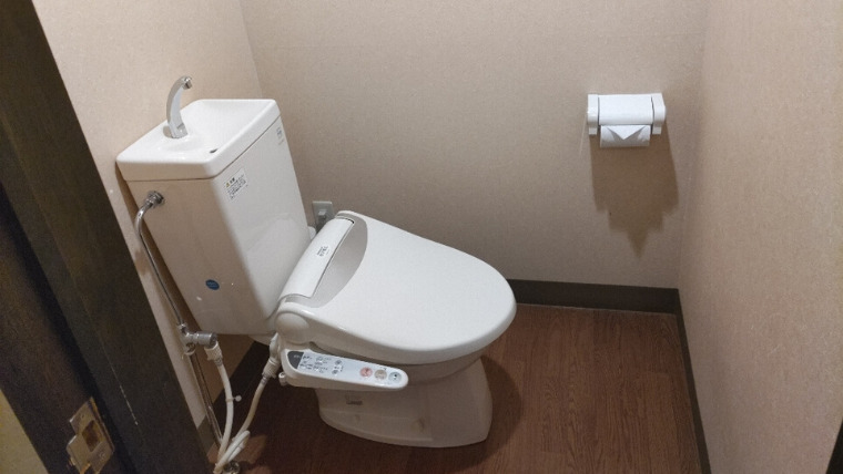 遠刈田・大沼旅館客室トイレ